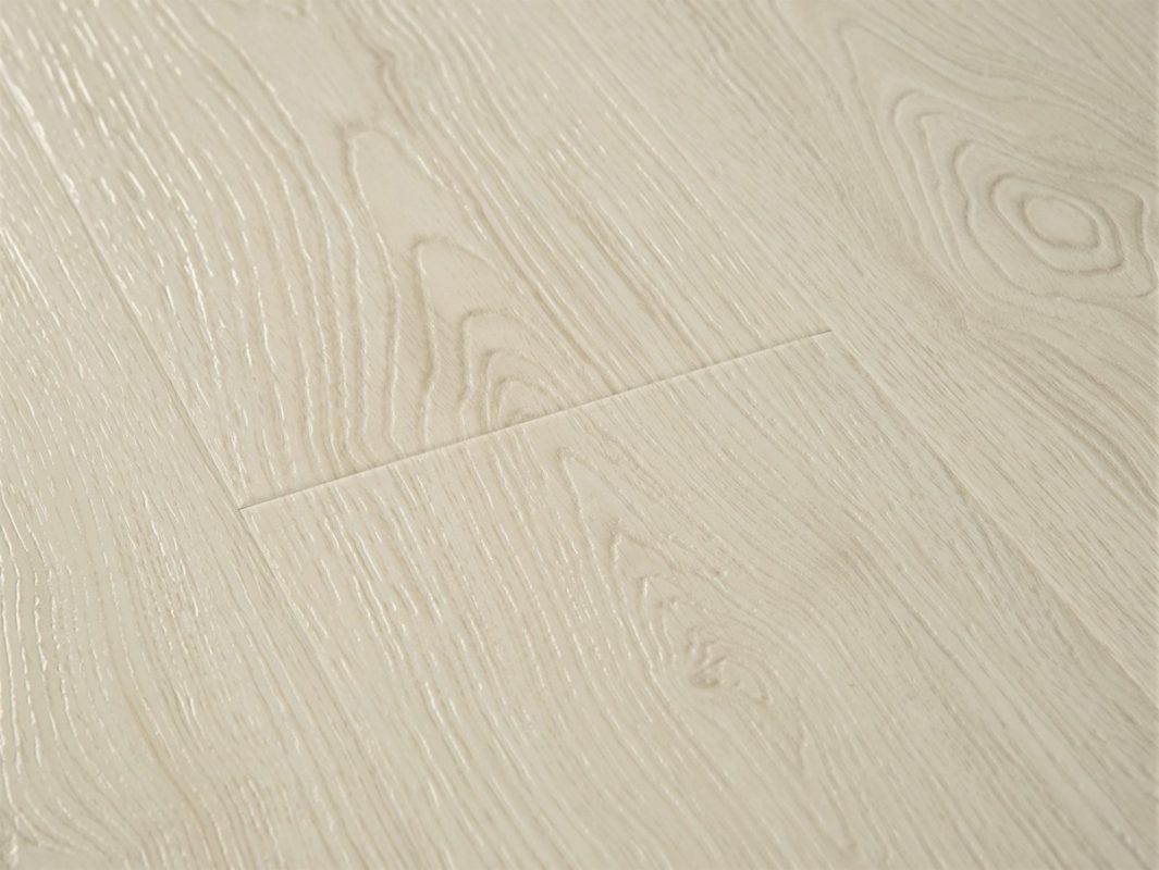 Ламинат 204 Дуб Уолтон lamiwood - Поверхность дуба