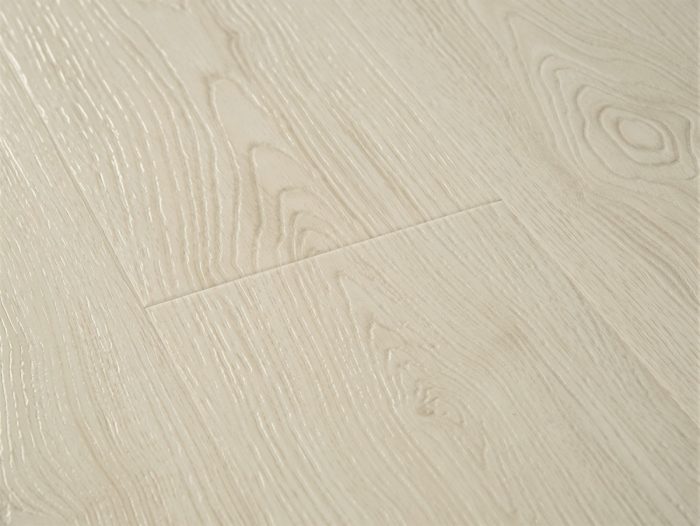 Ламинат 204 Дуб Уолтон lamiwood - Поверхность дуба