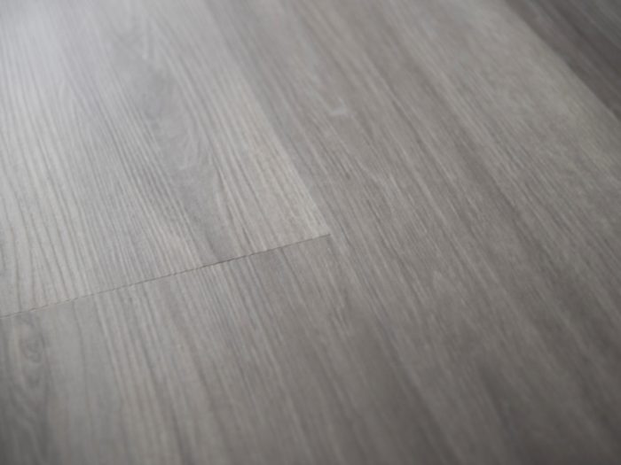 Дуб Бродвей виниловый ламинат Quartzwood Q-14.