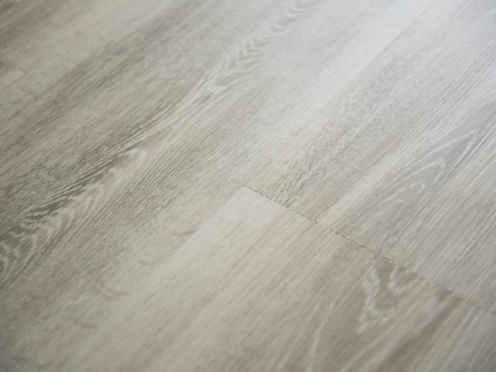 Виниловый ламинат Quartzwood Dub Queen.