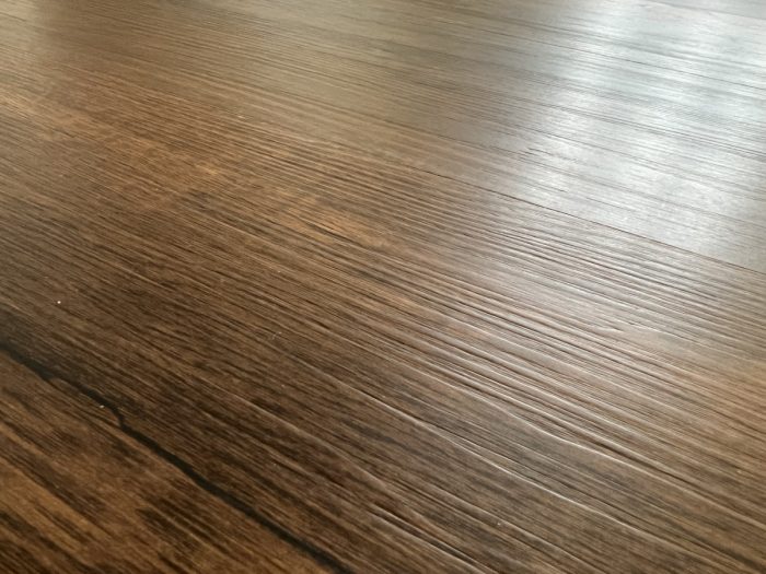 Виниловый ламинат Quartzwood Dub Liberty.