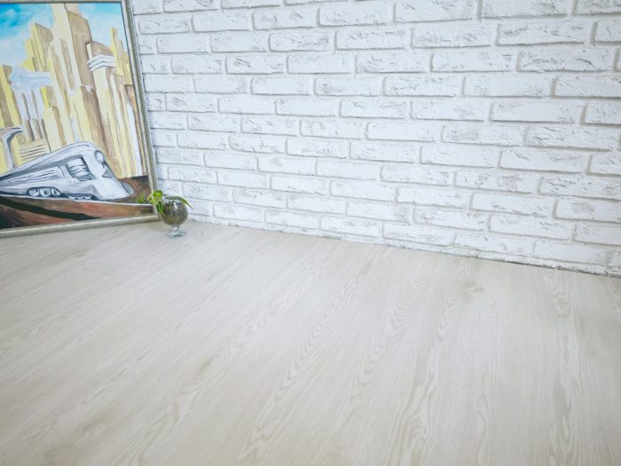 Виниловый ламинат Quartzwood Q-12 Дуб Бруклин