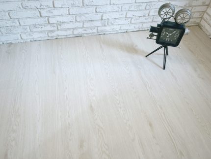 Виниловый ламинат Quartzwood Dub Brooklin Q-12.