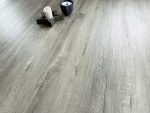 Виниловый ламинат Quartzwood Dub Madison.