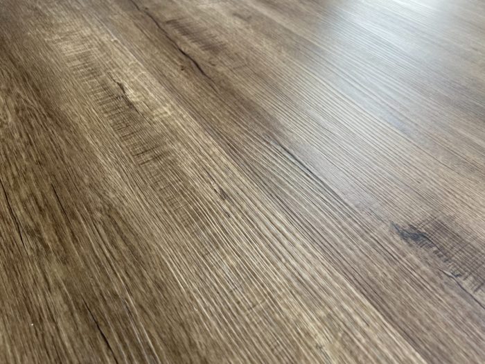 Виниловый ламинат Quartzwood Dub Crosby.