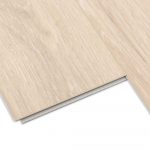 Напольное покрытие виниловое в стиле Herringbone.