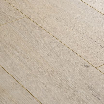 Ламинат Emerald FP559 Дуб Магеллан 1380 х 193 Floorpan - прочный и стильный вариант для вашего пола.