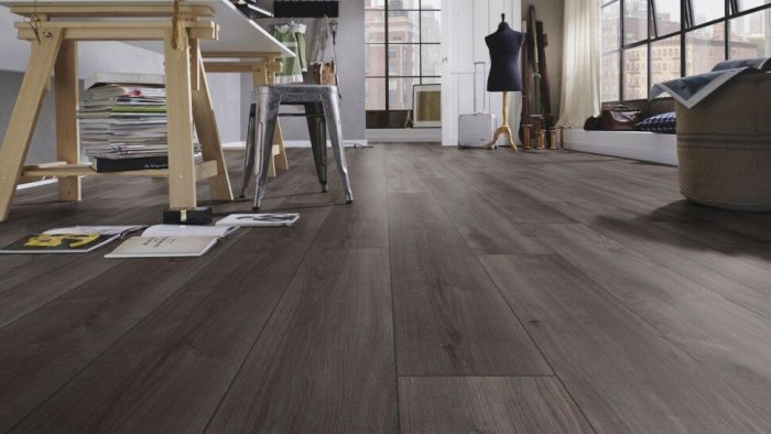 Ламинат Kronotex Exquisit D6017 черный.
