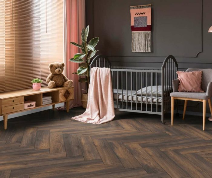Ламинат Kronotex Herringbone 6008 Дуб Эльба 33 класс 10 мм. - Ламинат в форме рыбьей кости.