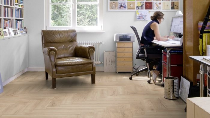 Ламинат Kronotex Herringbone AB 3678 32 класс, 8 мм - узор "Рыбий хвост