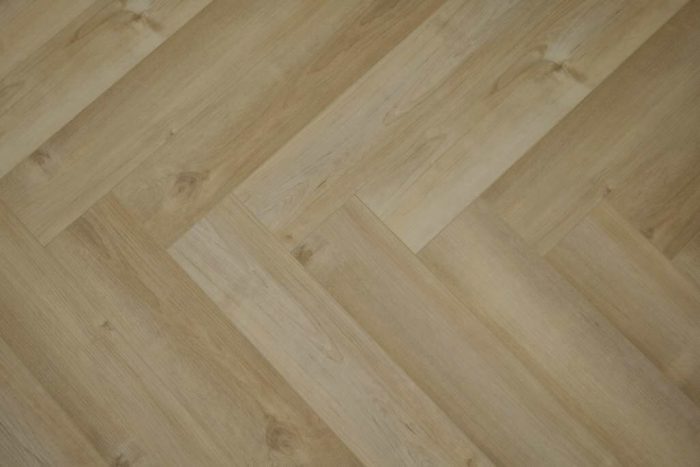 Ламинат SPC Evofloor Parquet Click Линдау P3066-7 - стильный ламинат