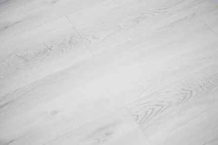 Ламинат Alpendorf Шале 68125-1 Витель 43 класса